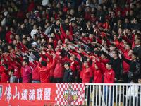 开云体育入口官网-包含国内足球豪强备战蓄势待发，冠军争夺激烈的词条